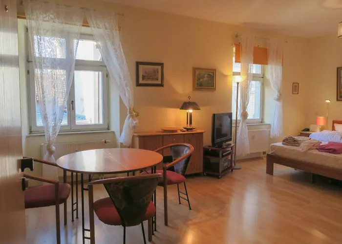 Zu St. Johann Apartman *